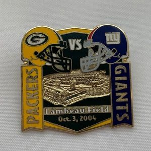 NFL Green Bay Packers vs New York Giants October 2004 Lambeau Field Lapel Pin